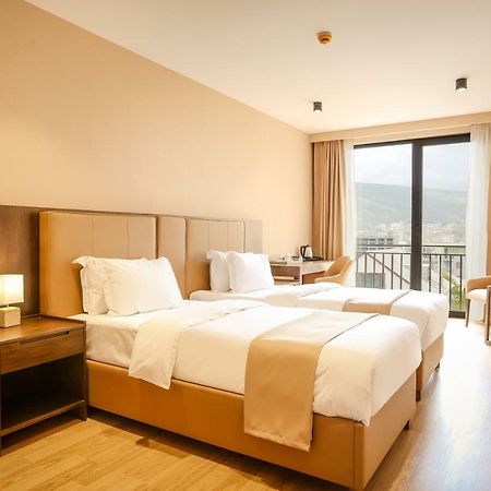 Elisi By Gtm Hotel Tbilisi Exterior photo