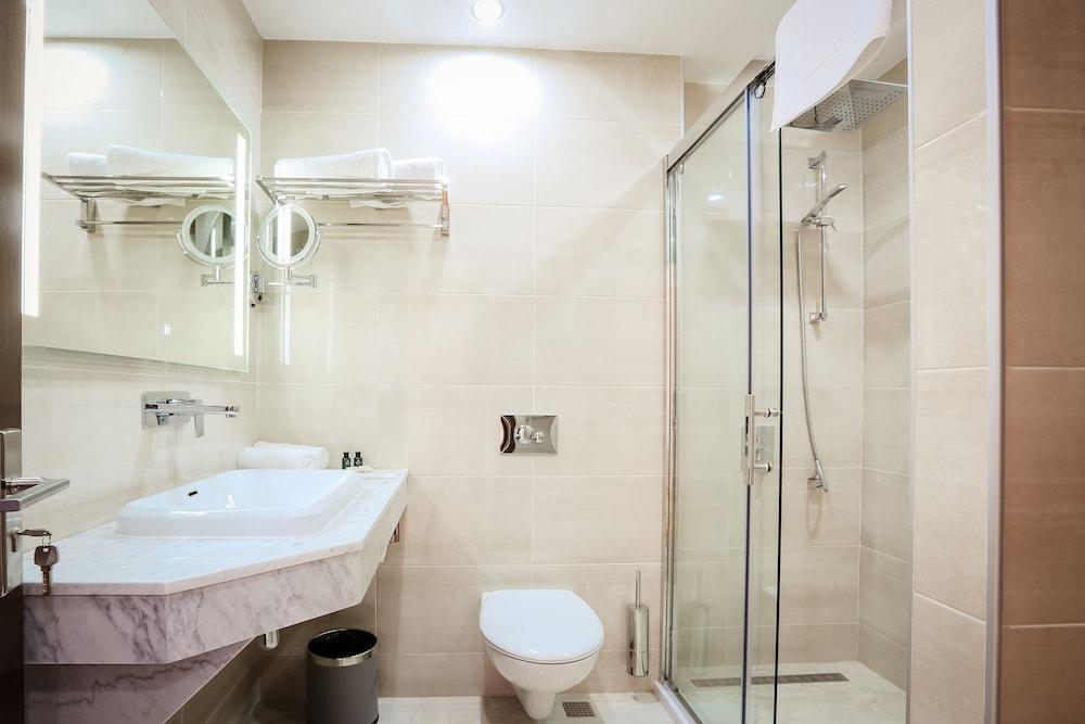 Elisi By Gtm Hotel Tbilisi Exterior photo