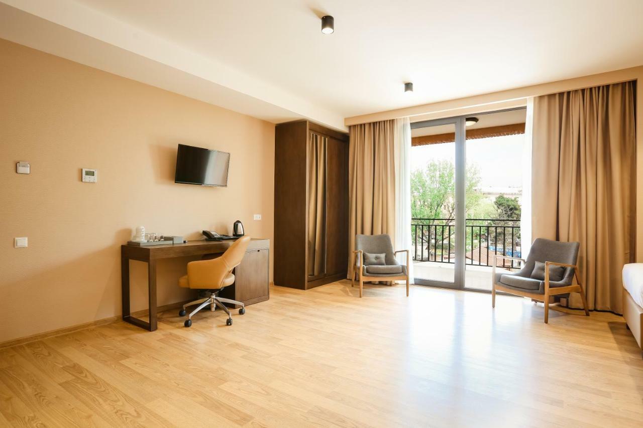 Elisi By Gtm Hotel Tbilisi Exterior photo